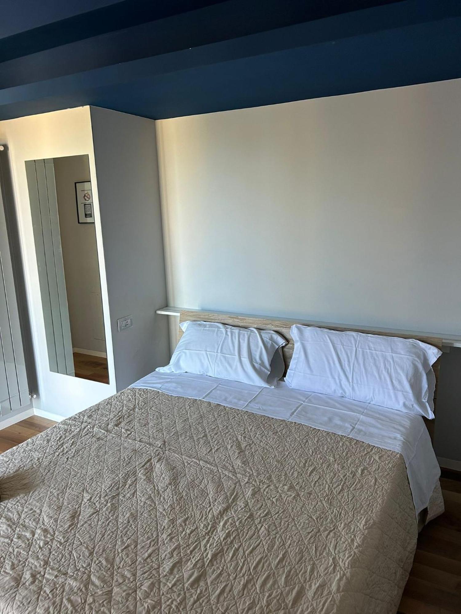 B&B Serangi - Il Piacere Di Sentirsi A Casa Cercola Exterior foto