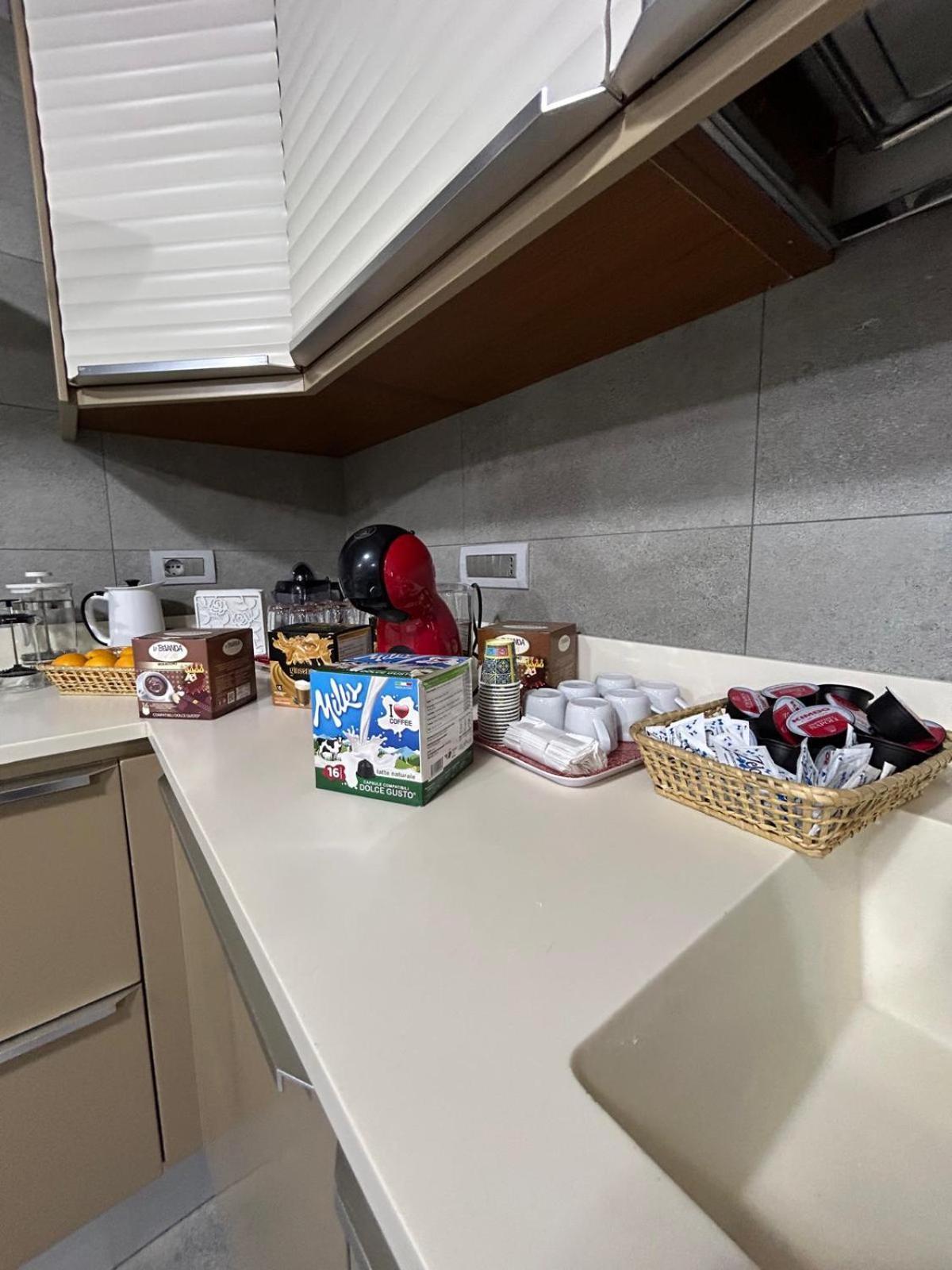 B&B Serangi - Il Piacere Di Sentirsi A Casa Cercola Exterior foto